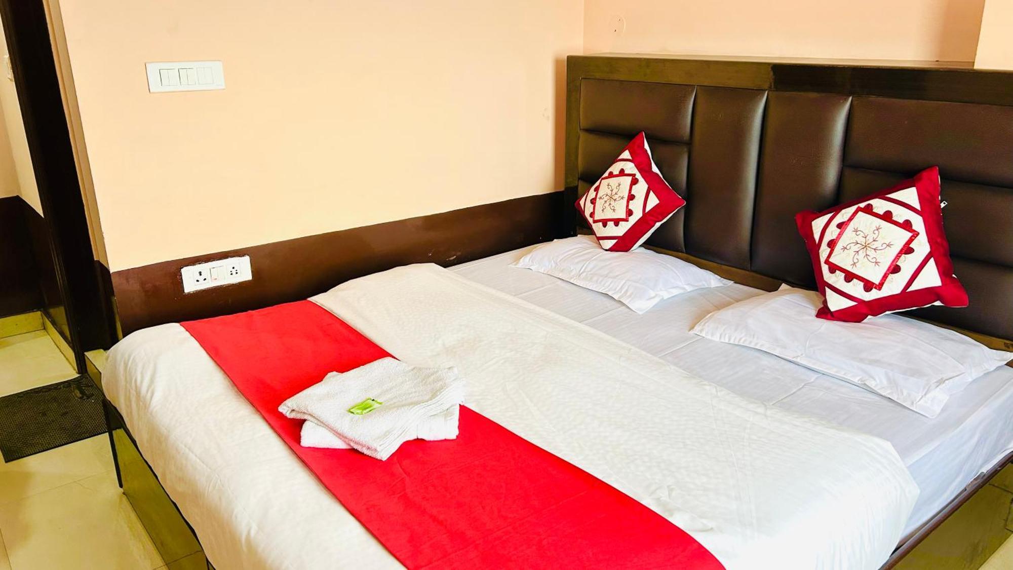 Hanu Vatika The Family Choice Homestay *